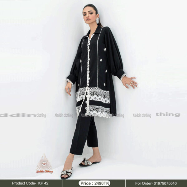 Black kurti set with white lais yok